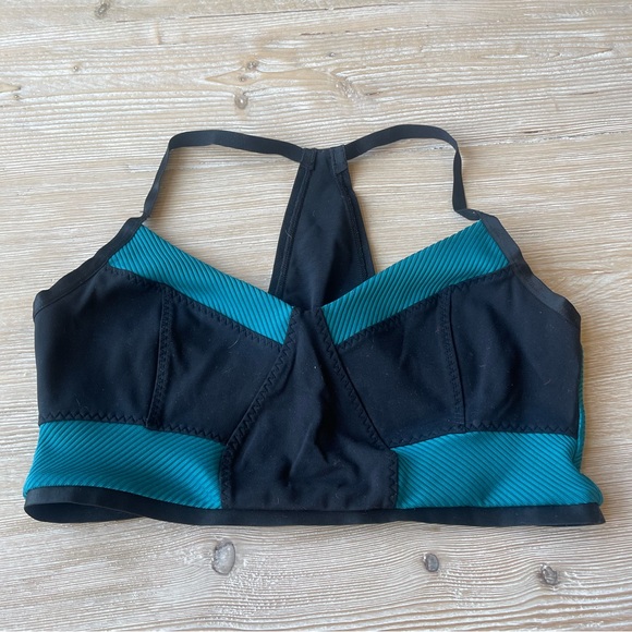Free People Movement sports bra size large - Picture 2 of 5